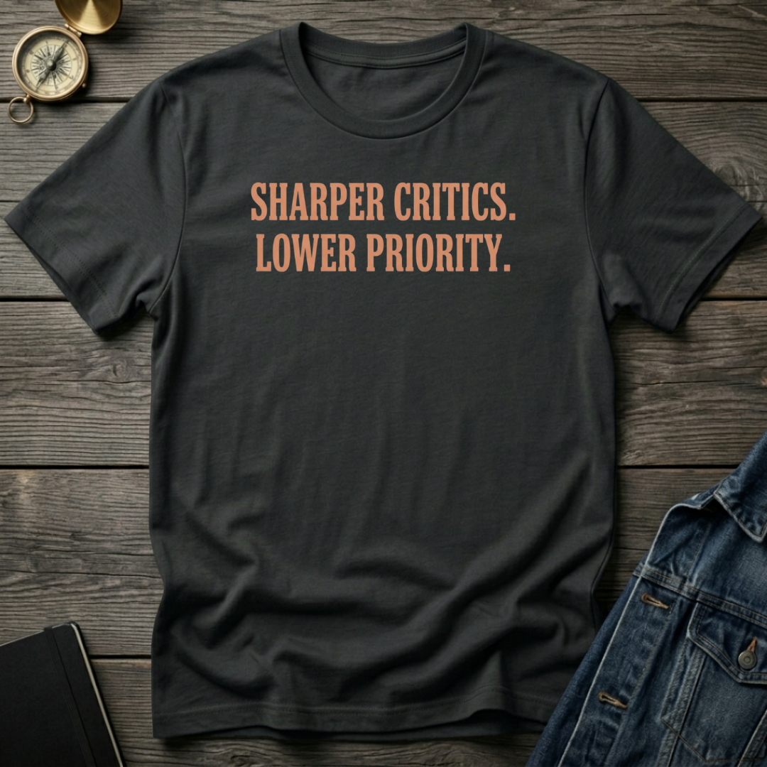 Sharper critics T‑Shirt