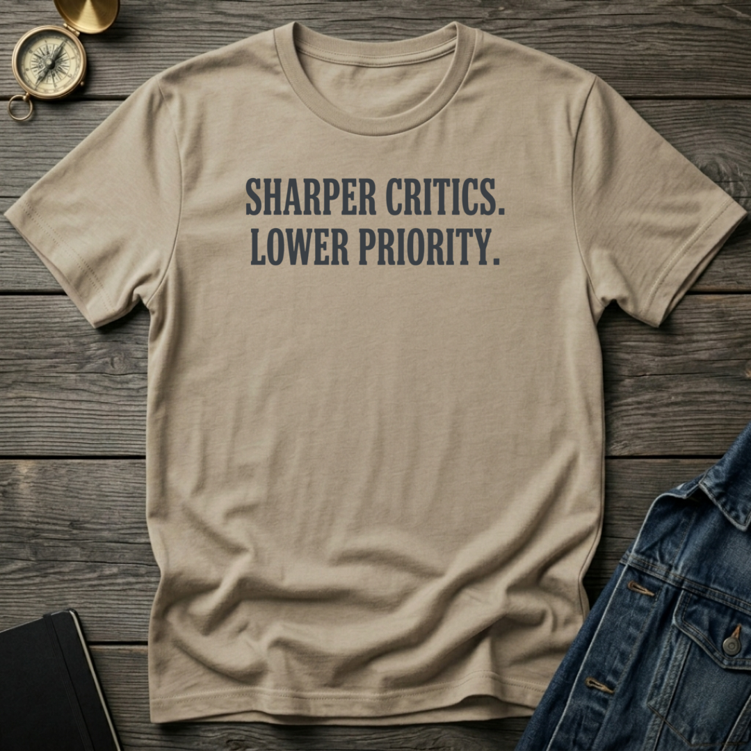 Sharper critics T‑Shirt